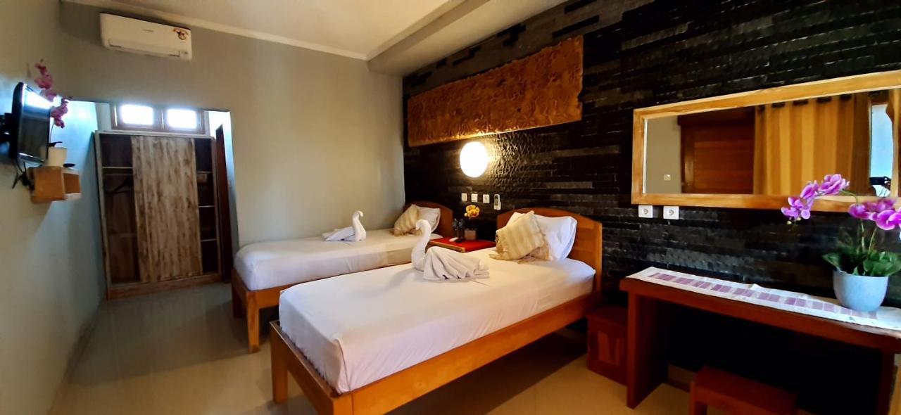 The Point Surfcamp Bali Hotel Pulukan Exterior foto